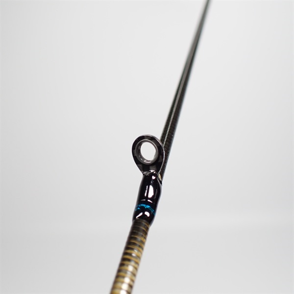 １８エメラルダスストイストＡＧＳ７６ＭＭＨ－ＳＭＴ